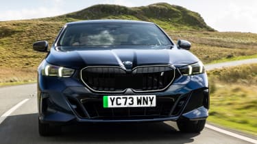 BMW i5 - kidney grille